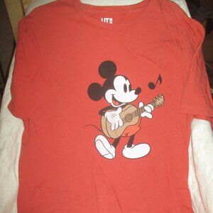 Disney UT Mickey Mouse Mens XL Guitar Graphic T-Shirt Size Adult - NWOT